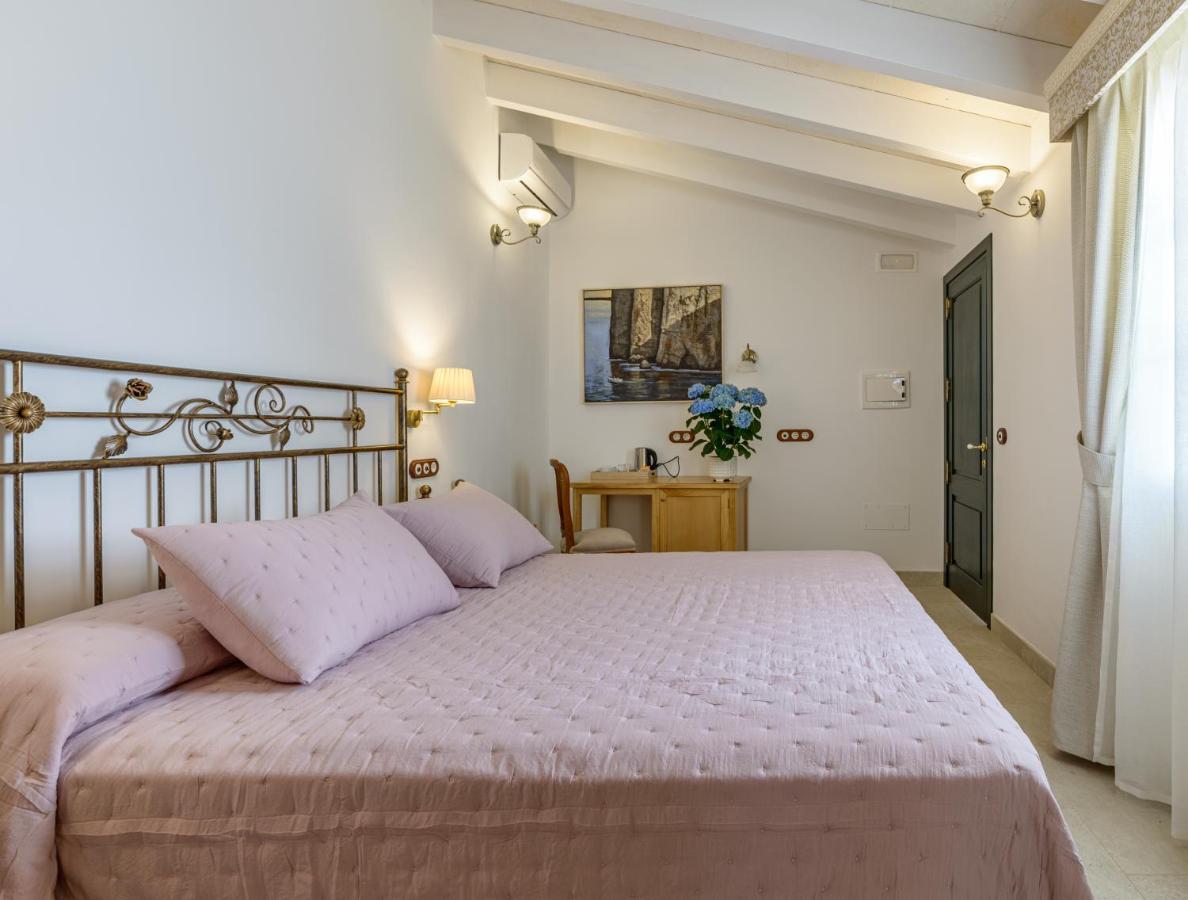 Seranova Luxury Hotel - Adults Only Ciutadella  Ngoại thất bức ảnh